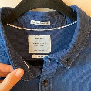Denim and Flower Slim Fit Button Down Shirt, Like New, Navy Blue